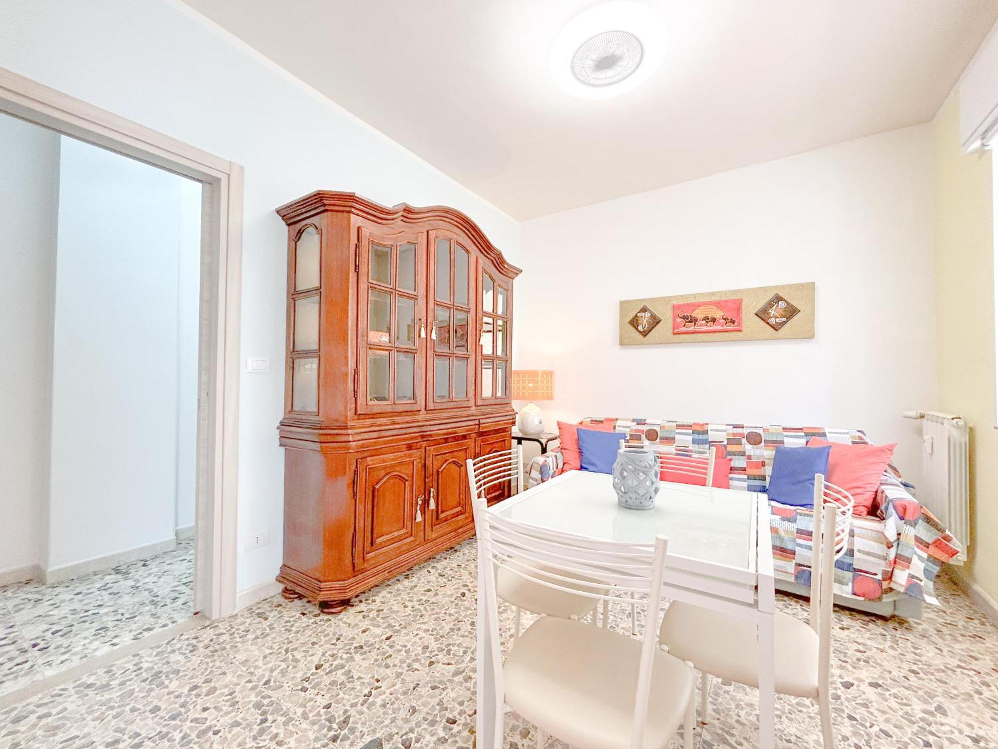 Апартаменти Elegant House - Centro - 400Mt Dal Mare Вентімілья Екстер'єр фото